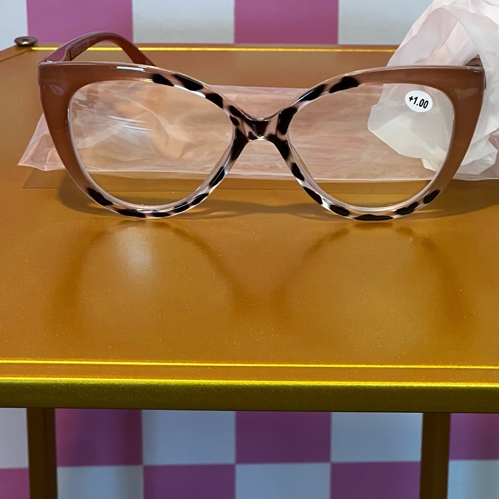 Leopard Print Sunglasses